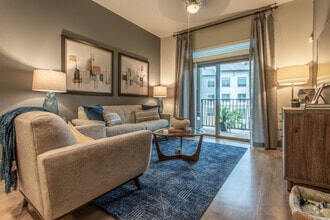 2 BR, 2 BA - 1091 SF - THE ABBEY AT NORTHPOINT