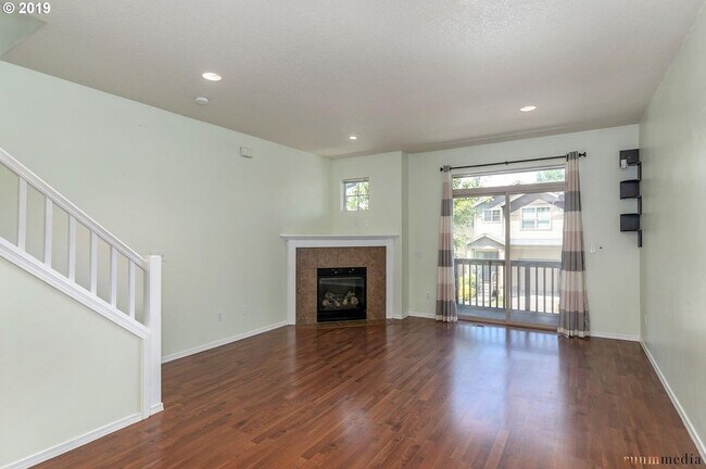 Building Photo - 17444 SW Rose Petal Lane - Spacious Open F...