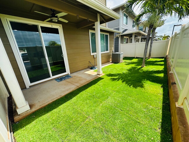 Building Photo - 91-6221-6221 Kapolei Pkwy