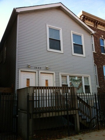 Foto del edificio - 1903 W Race Ave