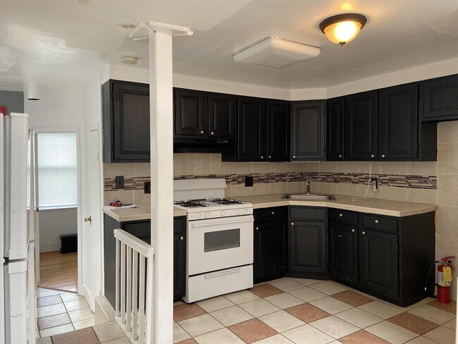 Foto del edificio - 3711 Lancaster Ave