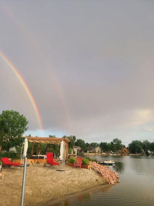 Foto del edificio - Beautiful lakefront property in NE Fort Co...