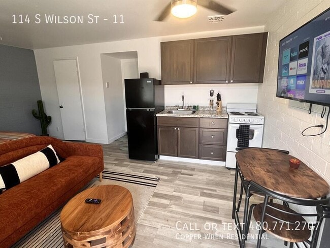 Photo - 114 S Wilson St Apartment