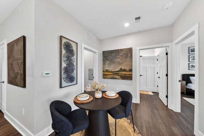 Building Photo - The Lofts at River Creek