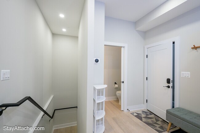 Foto del edificio - 2301 Ontario Rd NW