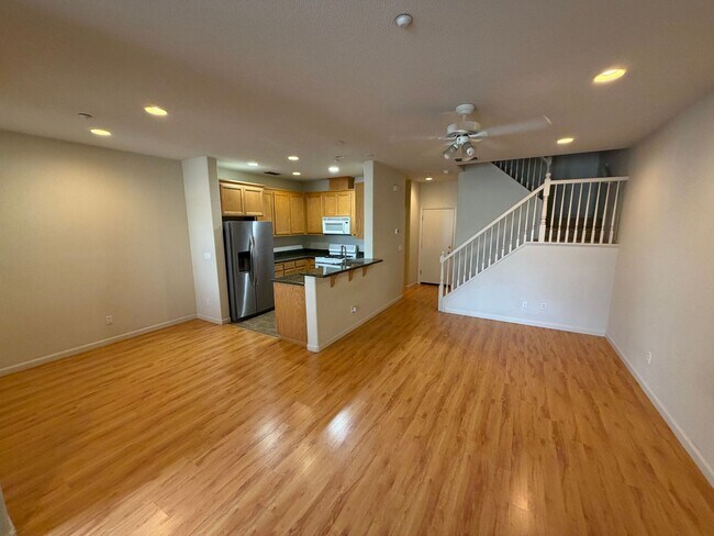 Foto del edificio - Cozy 3BD/2BA Townhouse-Style Livermore Condo!