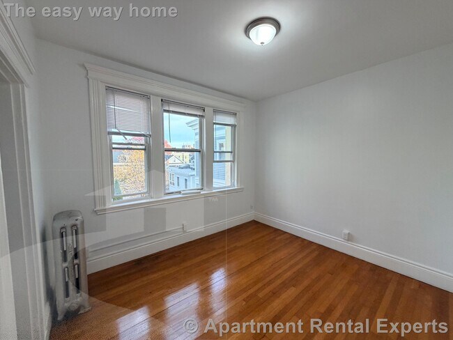 Foto del edificio - 72 Kirkland St