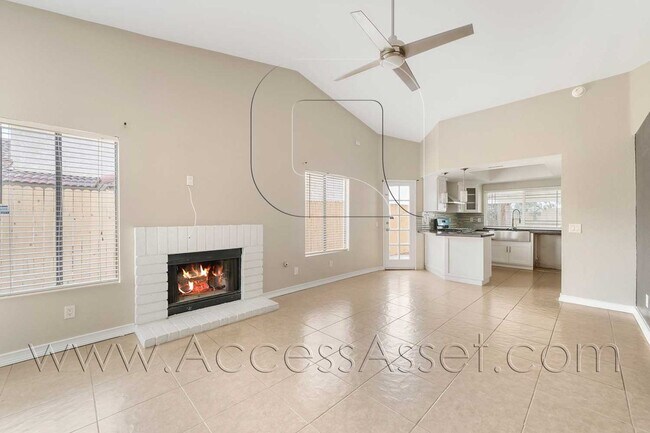 Foto del edificio - Charming Single-Story 3 Bed / 2 Bath Home ...