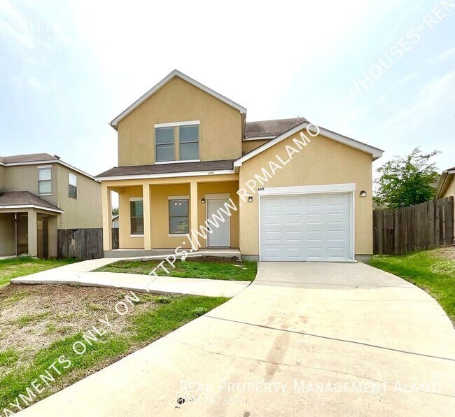 Foto del edificio - 6911 Hallie Ridge