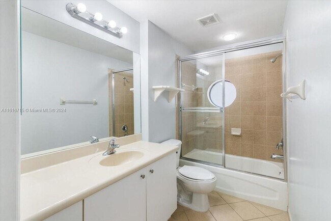 Foto del edificio - 1649 SW 154th Ct