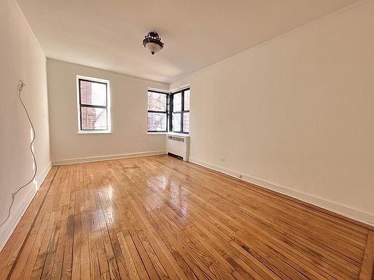 Primary Photo - 2 bedroom in Bronx NY 10452