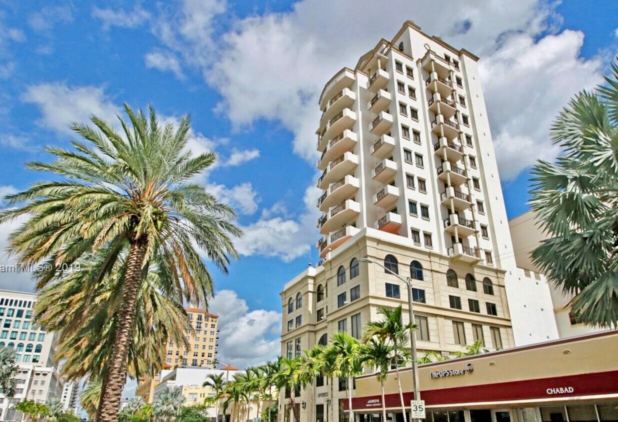 1805 Ponce de Leon Blvd Unit 821, Coral Gables, FL 33134 Condo for