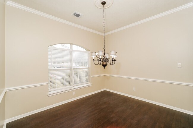 Building Photo - 323 Diamond Bay Dr