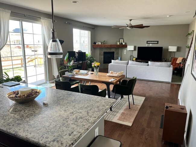 Building Photo - 15441 Coopers Hawk Way