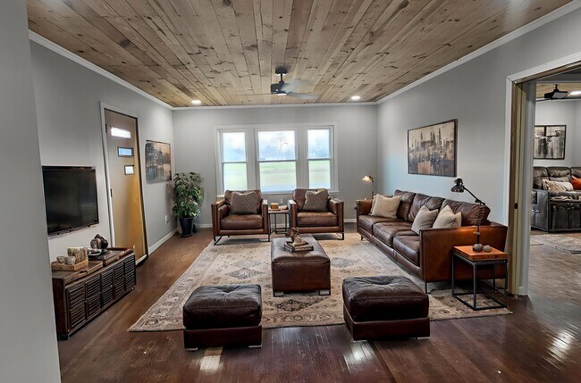 Foto del edificio - 758 Lucy St