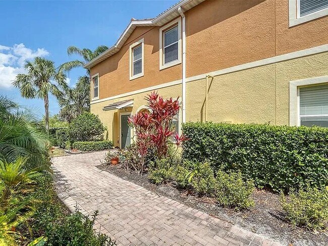 Photo - 7983 Limestone Ln Townhome