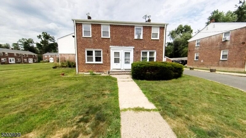 Primary Photo - 140 Franklin St