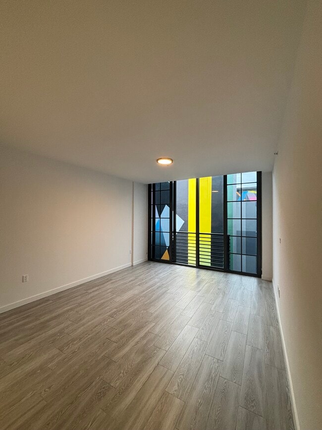 Foto del edificio - 445 NW 26th St