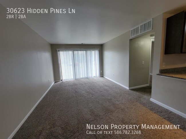 Foto del edificio - 30623 Hidden Pines Ln