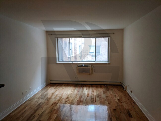 Foto del edificio - 540 W Aldine Ave