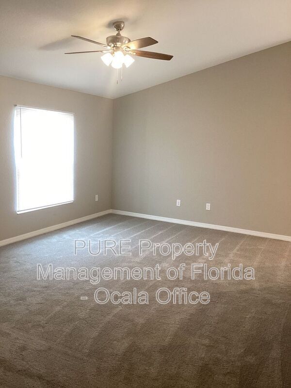 Foto del edificio - 3895 SW 133rd Loop