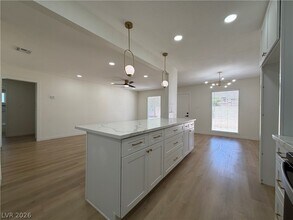 Building Photo - 1317 Pyramid Dr