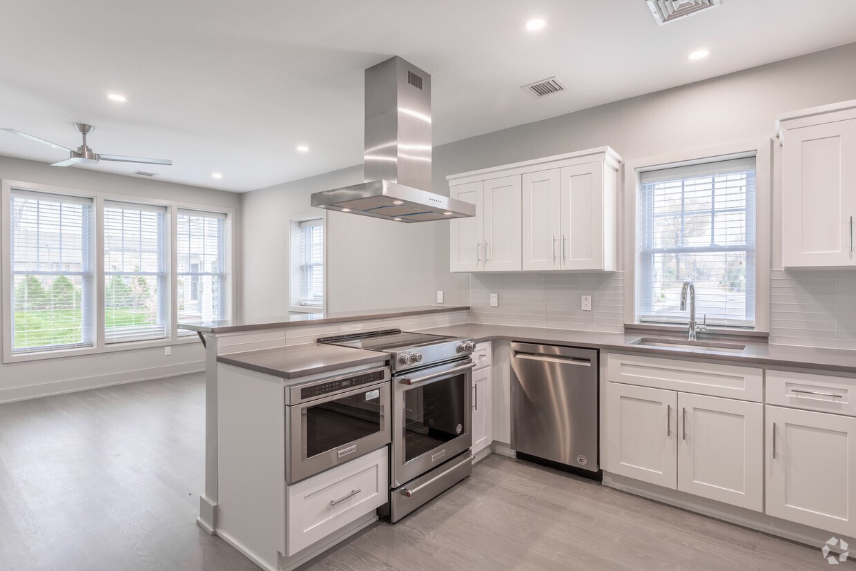 Hudson Place, an Eagle Rock Community Apartments in Fishkill, NY