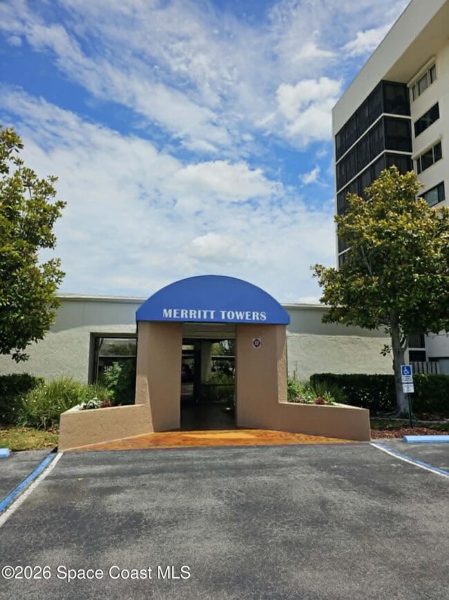 Building Photo - 250 S Sykes Creek Pkwy