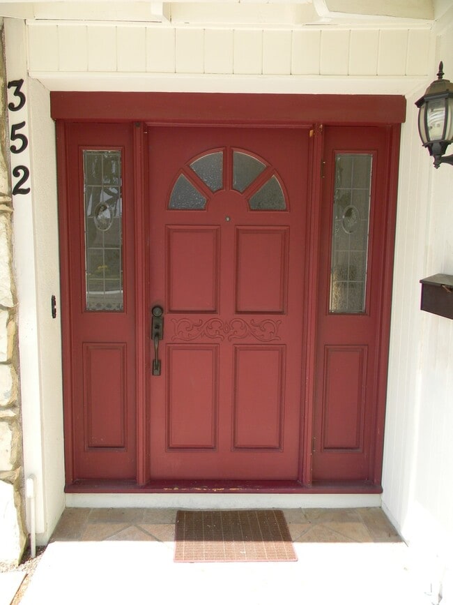 Photo - 352 S Pine St House