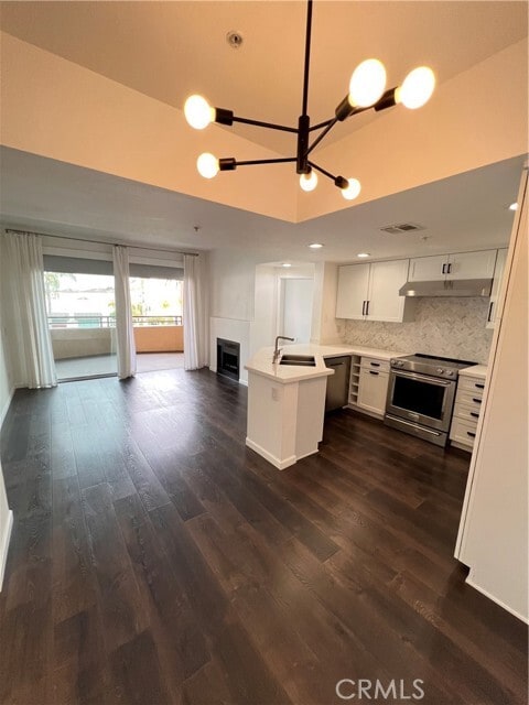Building Photo - 1281 Cabrillo Ave