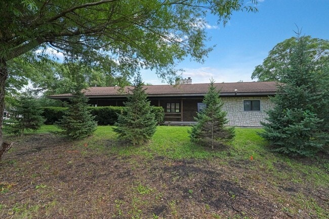 Foto del edificio - 11110 Highland Dr