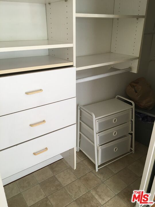 Building Photo - 1022 S Wooster St