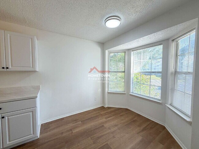 Foto del edificio - 1500 E Johnson Ave