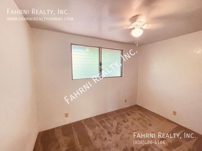 Foto del edificio - 98-277 Kam. Hwy. D1-