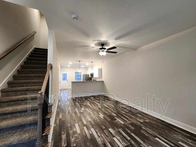Building Photo - 500 Peachers Mill Rd