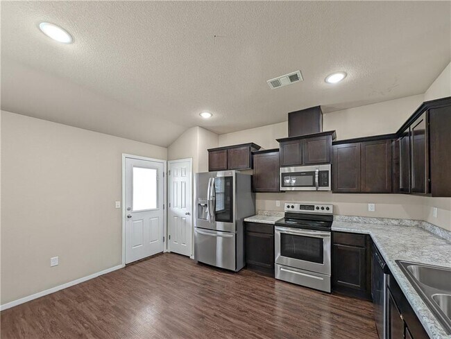 Foto del edificio - 6706 SW Chestnut Hill Rd