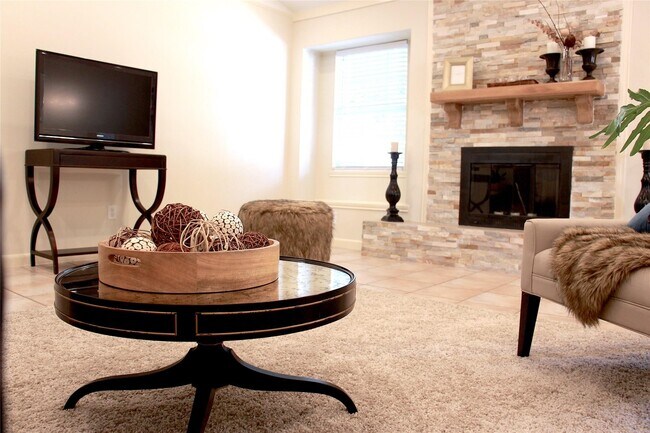 Foto del edificio - 10306 Bob White Dr