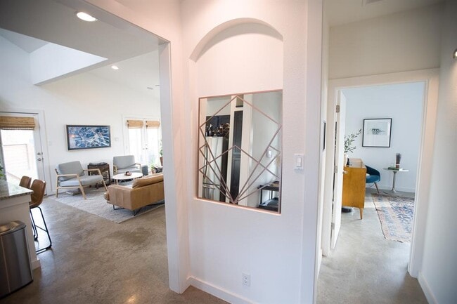 Foto del edificio - 2509 E 16th St