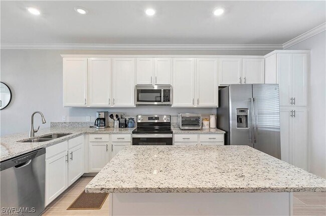Foto del edificio - 43010 Greenway Blvd