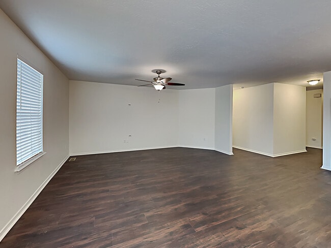 Building Photo - 2299 W Fieldstream Dr