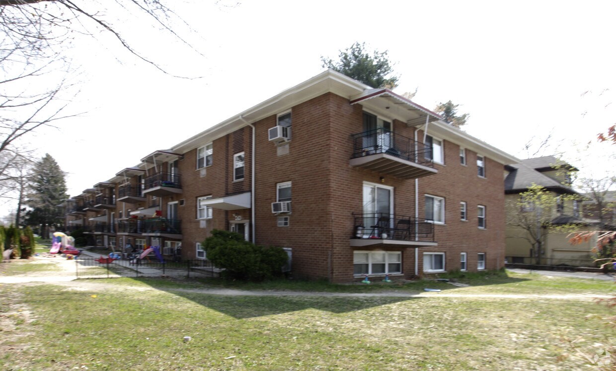 Building Photo - Sunshine Apartments