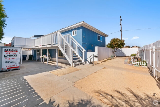 Building Photo - 1116 Ebony Ave