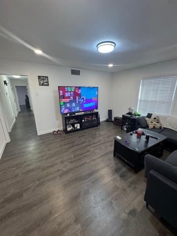 Foto del edificio - 1133 Burger St