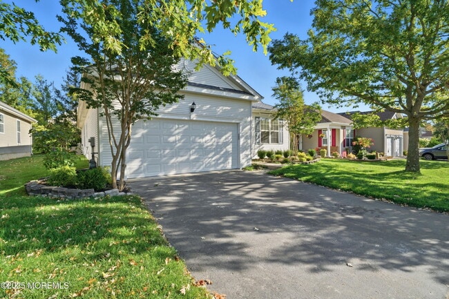 Building Photo - 225 Mirage Blvd