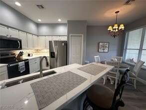 Building Photo - 9240 Bayberry Bend