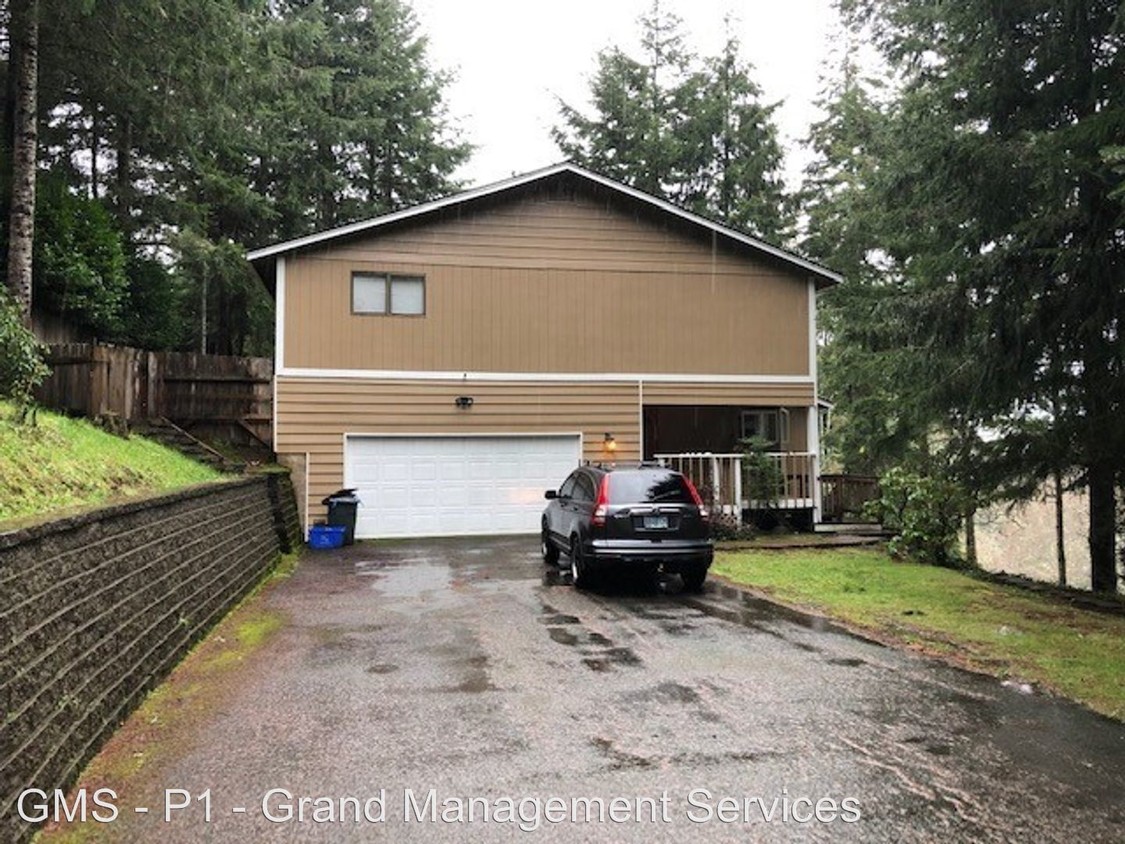Primary Photo - 3 br, 3 bath Apartment - 1089 Canyon Drive