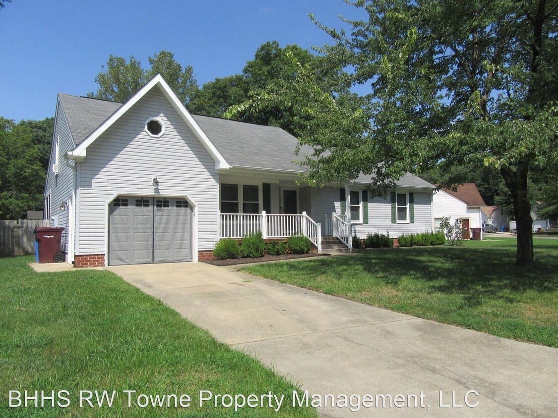 Primary Photo - 4 br, 2 bath House - 2400 Broadnax Circle