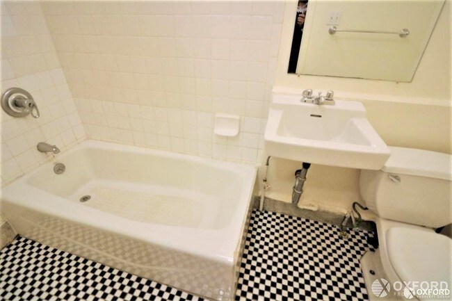Building Photo - 335 West 84th Street
