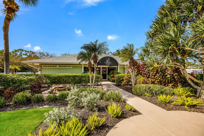 Foto del edificio - Lakeside Glen Apartments