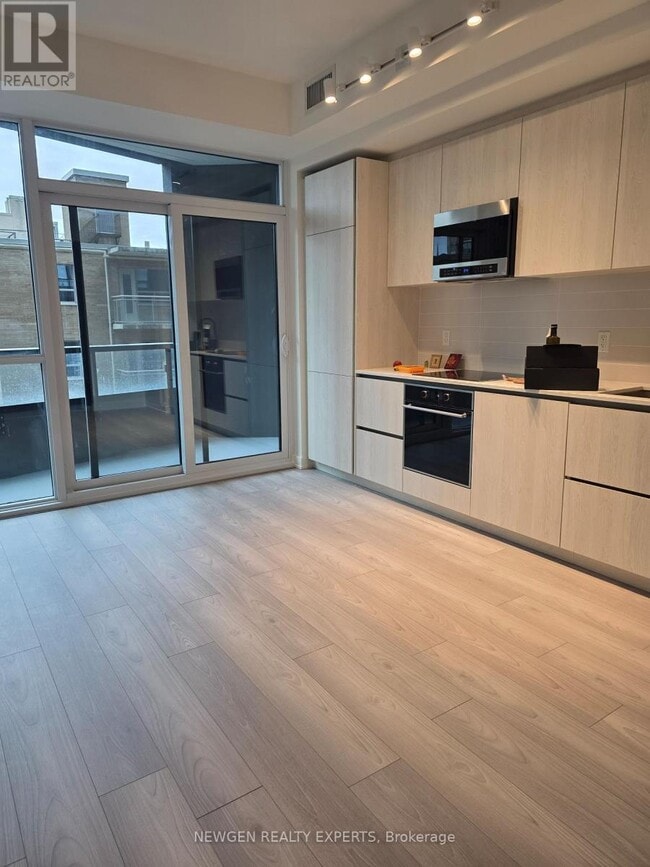 Building Photo - 110 Broadway Ave